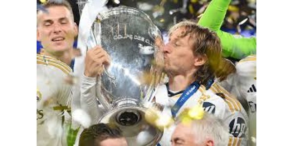 Modrić przedłużył kontrakt z Realem Madryt do czerwca 2025 roku